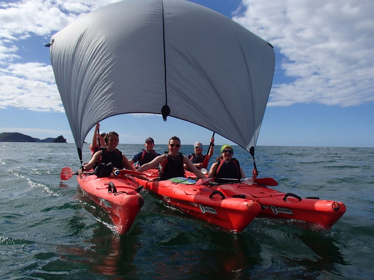 Earth sea sail Abel Tasman Nation Park by sea kayak. Full day tour